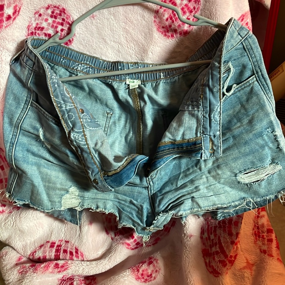 Aerie distressed bandana pocket denim shorts